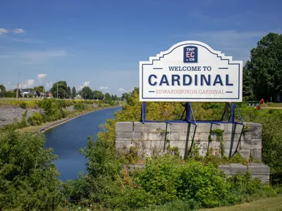 Welcome to Cardinal sign over the Galop Canal