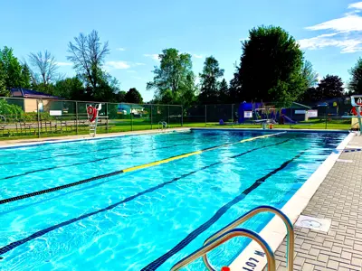 Cardinal swimming pool
